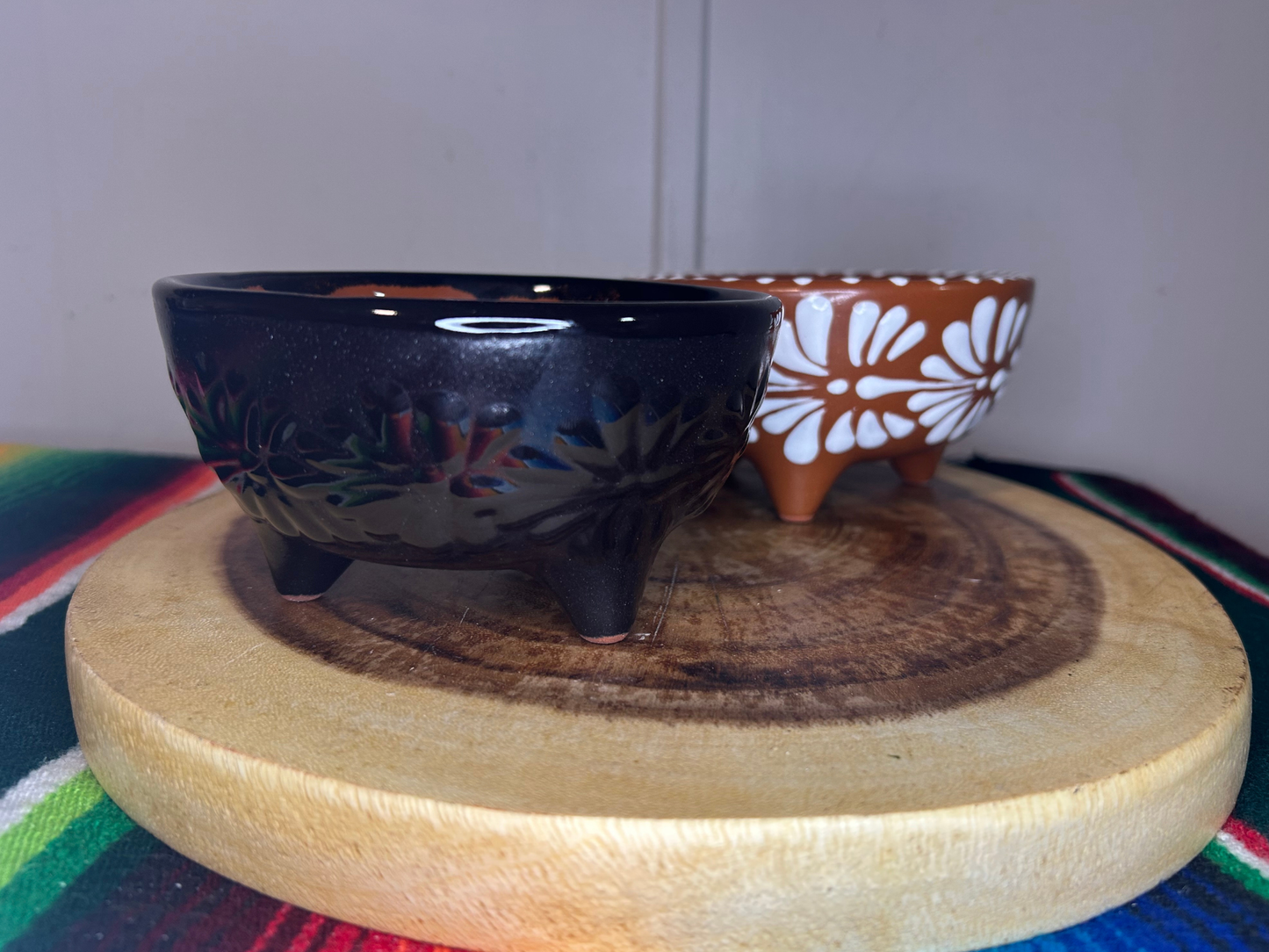 Mexican salsa/dipping bowl