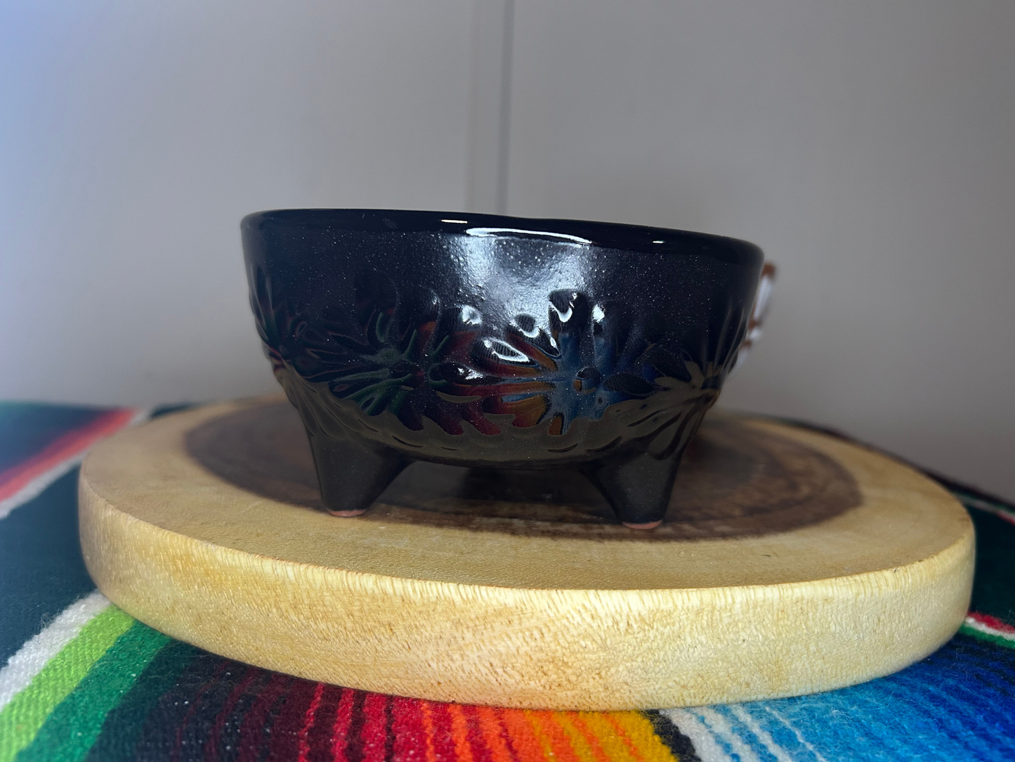 Mexican salsa/dipping bowl